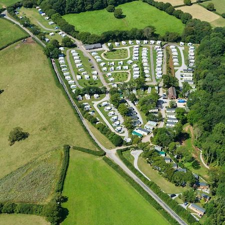 Castle Brake Holiday Park Эксетер Экстерьер фото